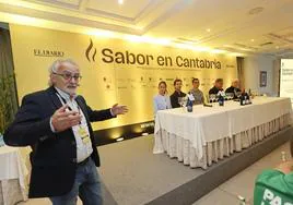 Alfonso Fraile, profesor, jefe de sala y sumiller, en Sabor en Cantabria.