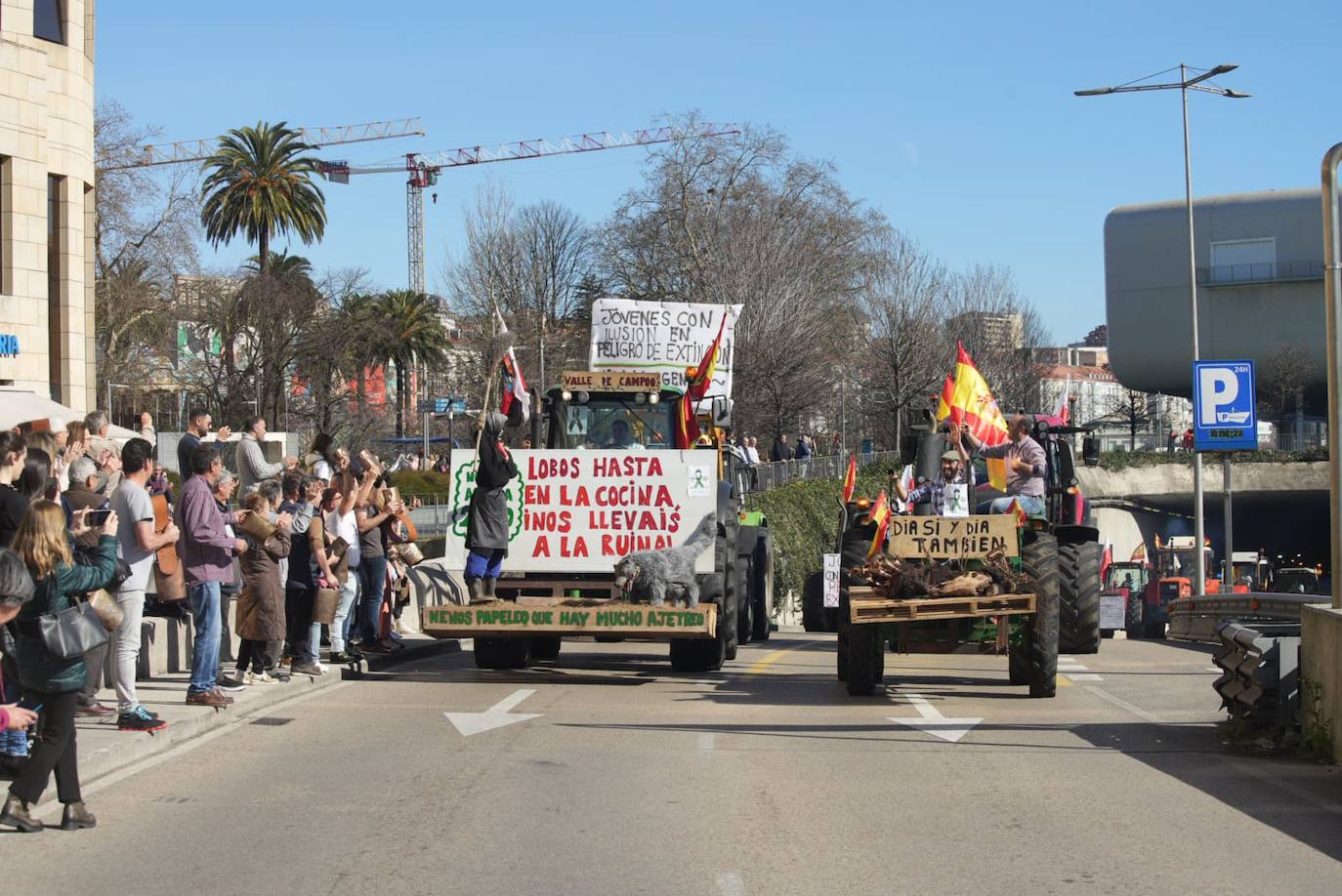 Frenar los ataques del campo, una de las reivindicaciones de los agricultores y ganaderos cántabros. 