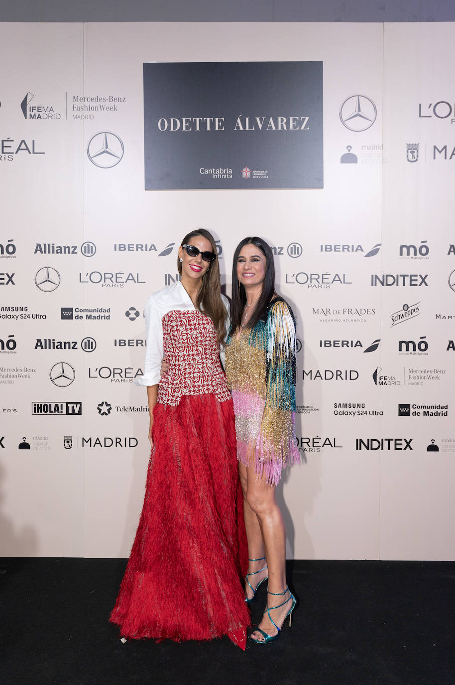 La creadora de contenido Paloma Cuanda también acompañó a la cántabra en su desfile en la Mercedes Benz Fashion Week Madrid.