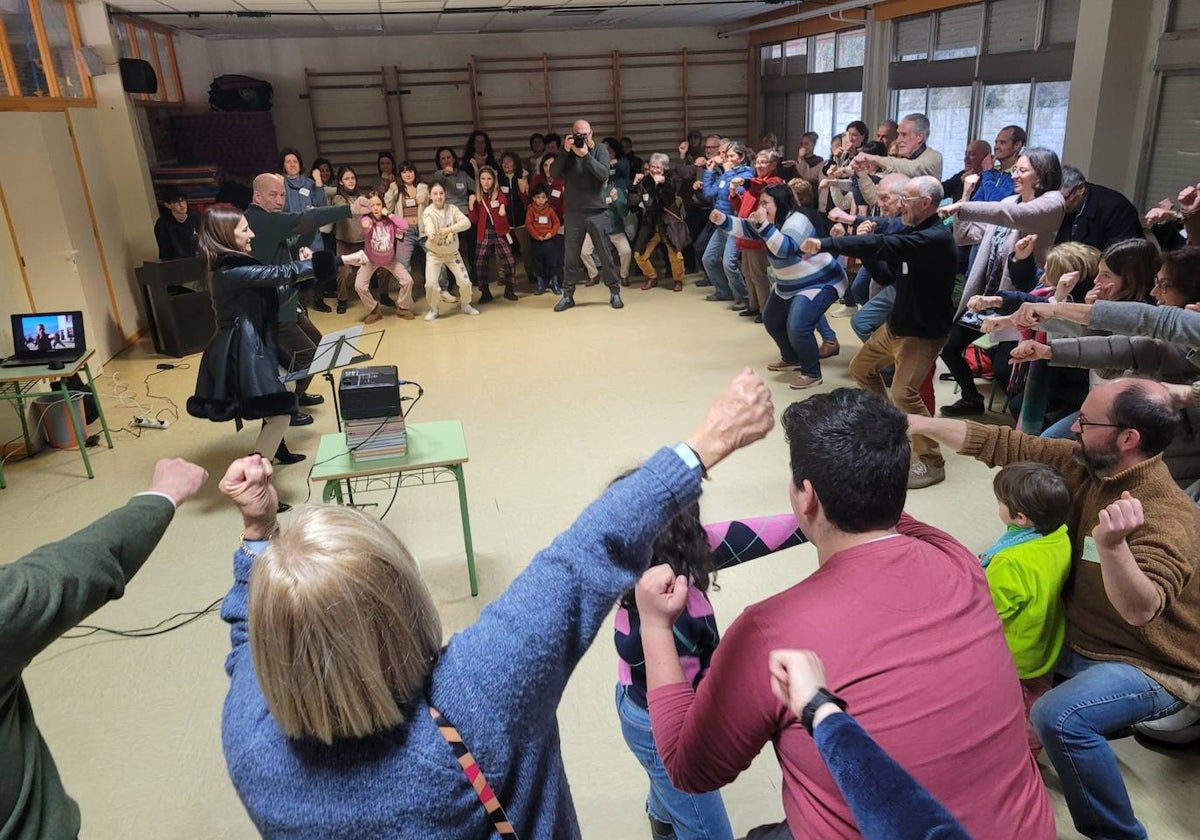 Primer ensayo del coro participativo este sábado en el Auditorio David Bustamante.