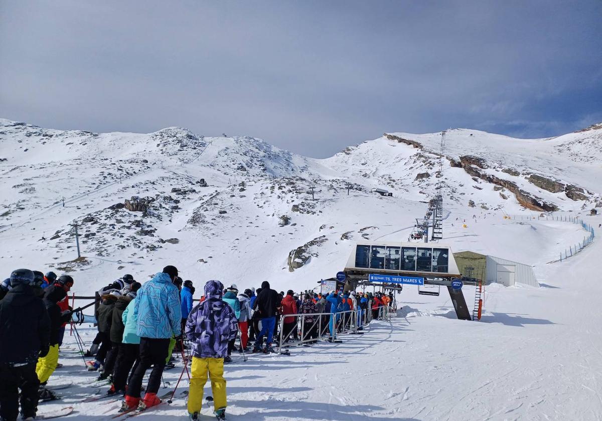 La Semana Blanca escolar abarrota Alto Campoo