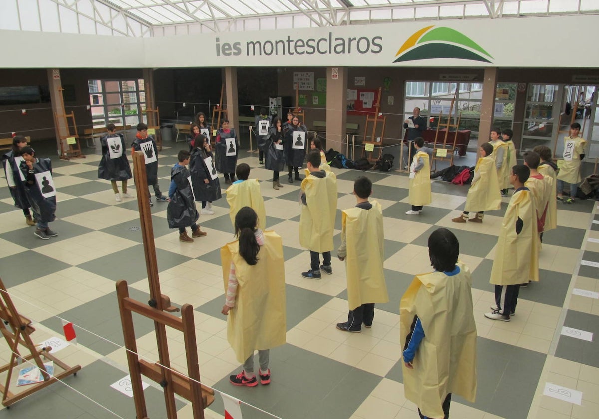 Actividad celebrada con alumnos en una edición pasada de la Primavera Cultural del IES Montesclaros.