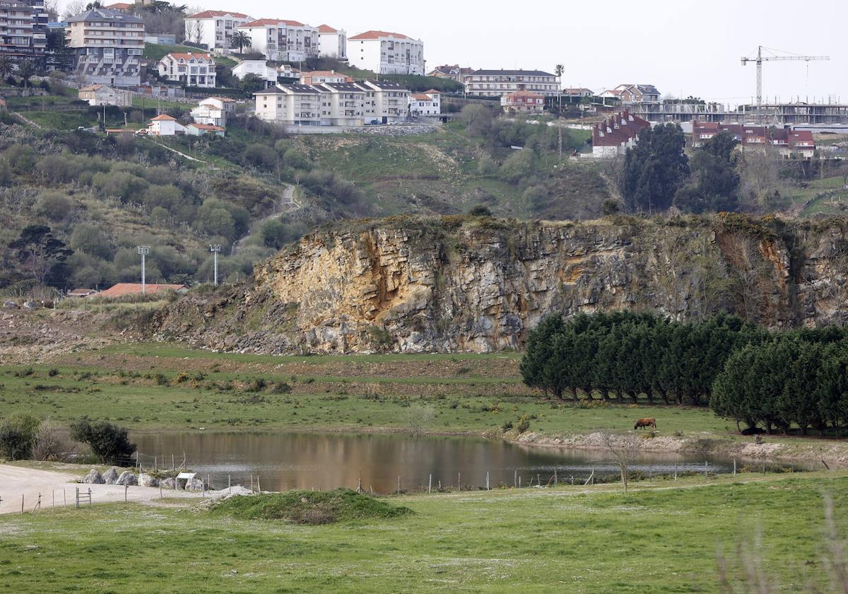 Terrenos de las canteras de Cuchía a recuperar