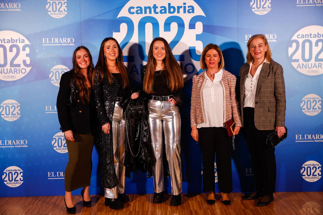 Rocío Argüeso, Nuria Fernández, Lidia Fernández, María Jesús Calzada y Ana Gómez.