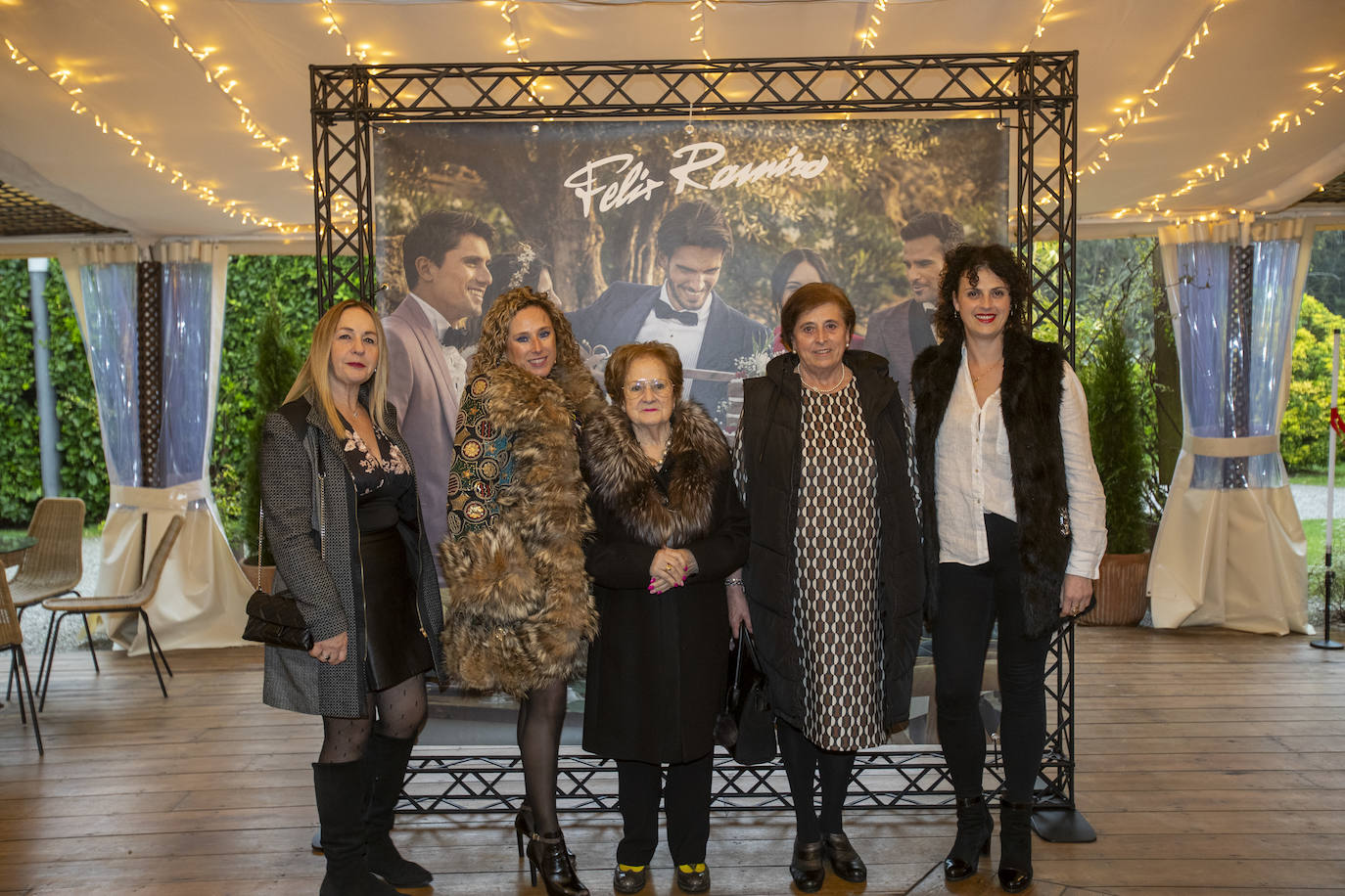 Elena Gutiérrez, Blanca Mora, Milagros Salmón, Josefa Sainz y Josefa Cobo.