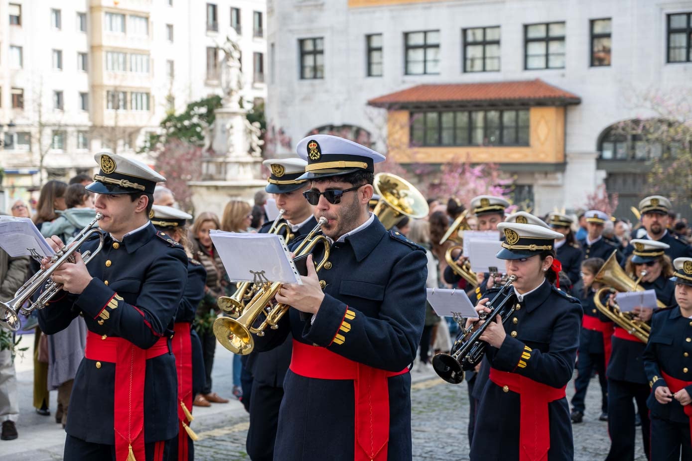 Otra imagen de la banda que amenizó la procesión.