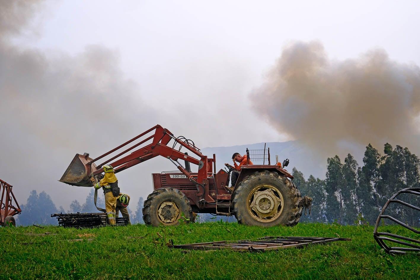 El hijo de Elías Cobo también se lamenta por los daños que ha provocado el fuego en la finca de La Busta. 