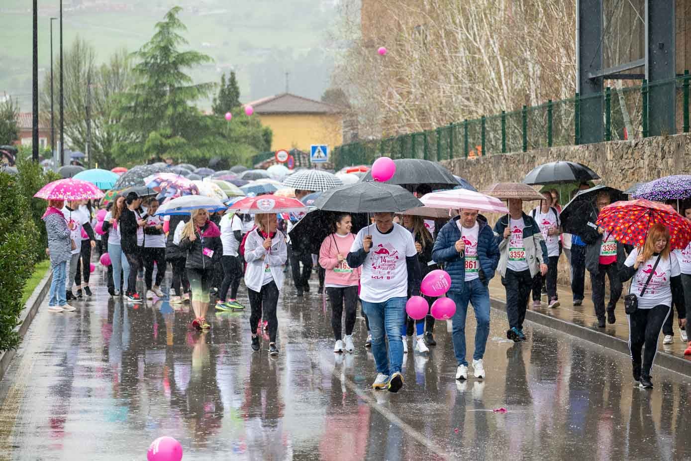 Luchamos por la Vida se impone a la lluvia