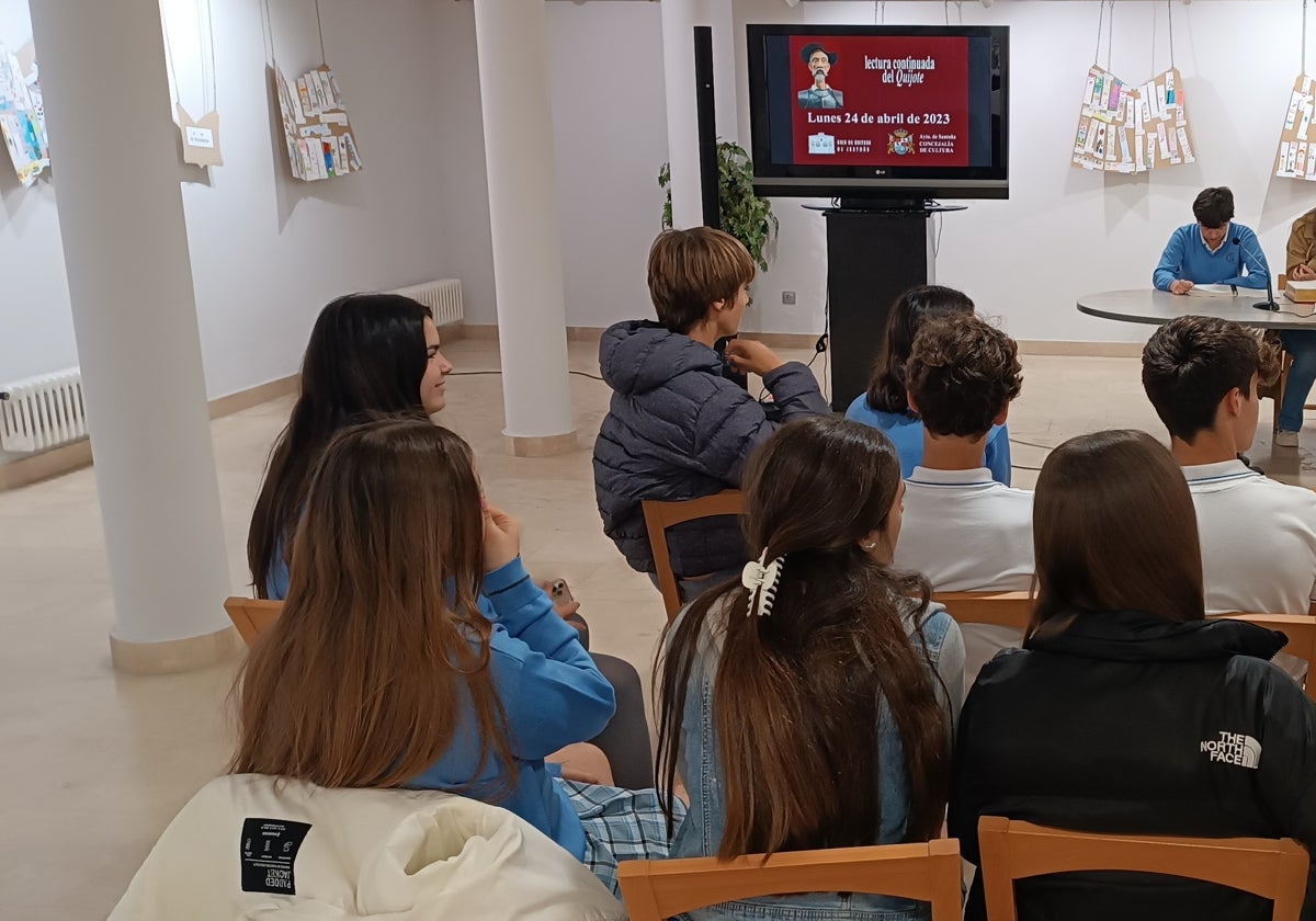 Lectura de El Quijote en la Casa de Cultura de Santoña el año pasado.