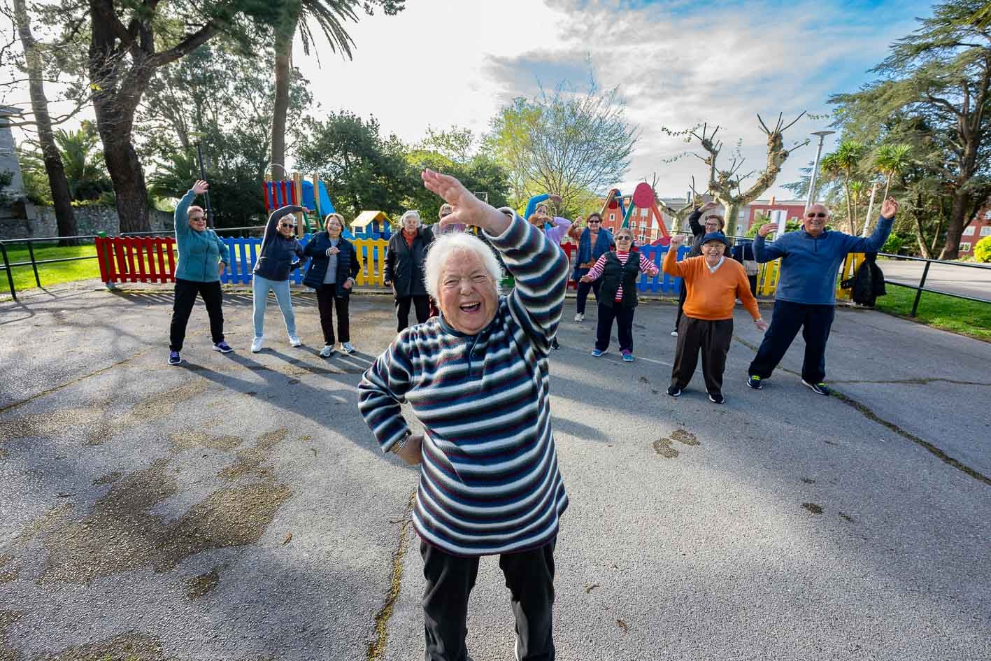 Monitora de gimnasia a sus 90 años