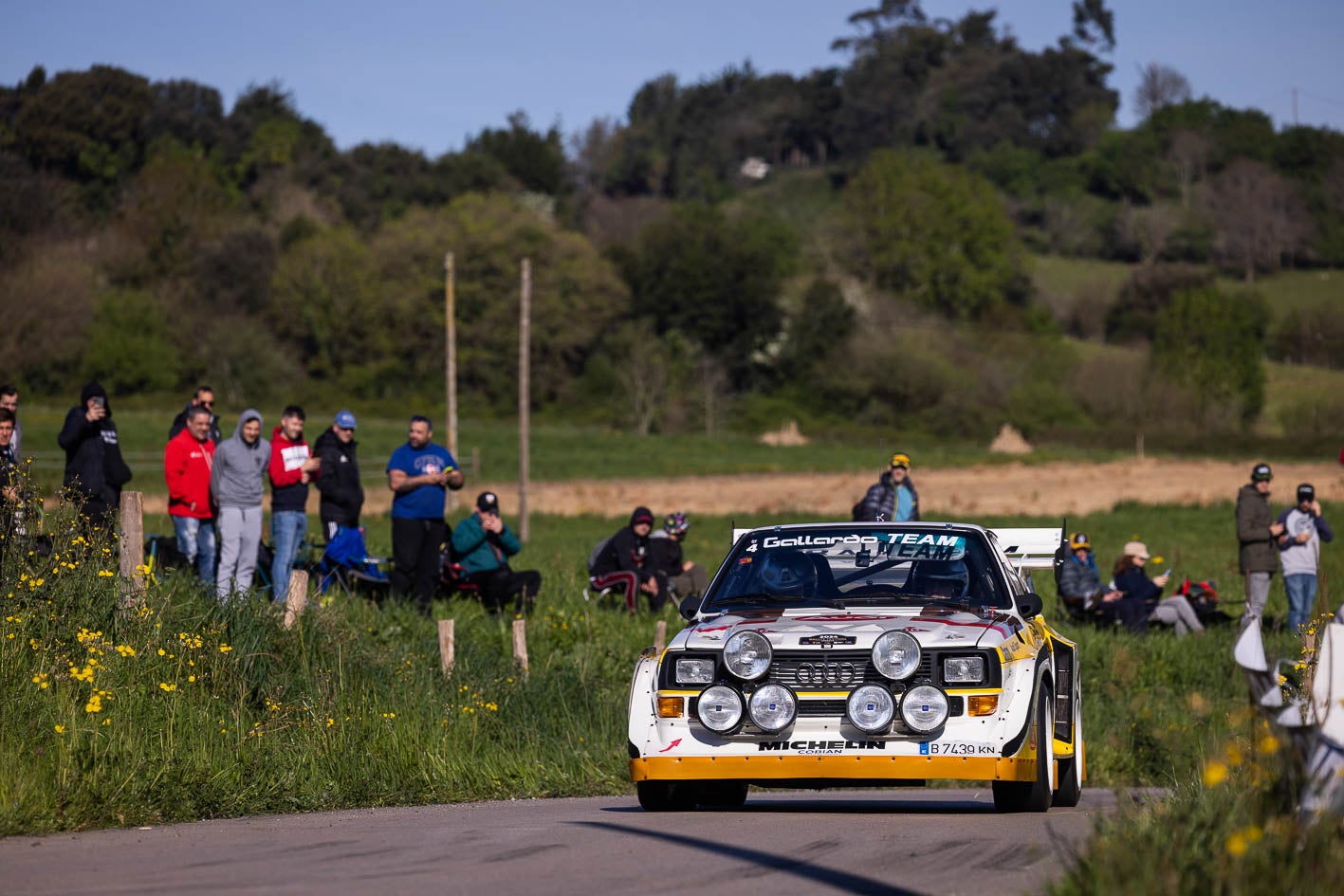 Manuel Alberto Gómez, con su Audi Sport Quattro.