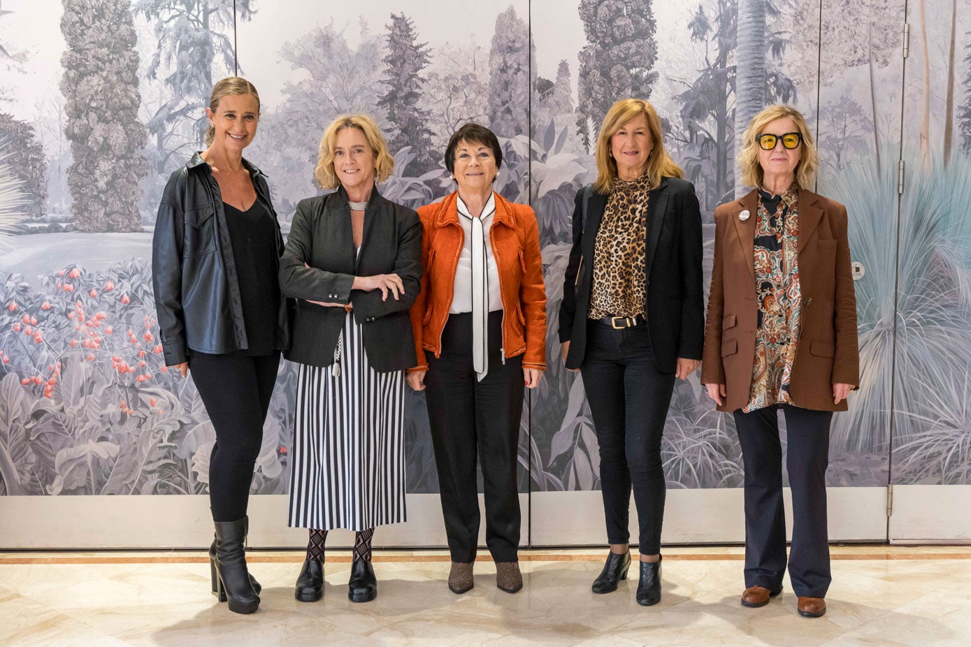 Eva Fernández Cobo, María Luisa Peón, Rosa Inés García, Ana Cabrero y María Luisa San Juan.