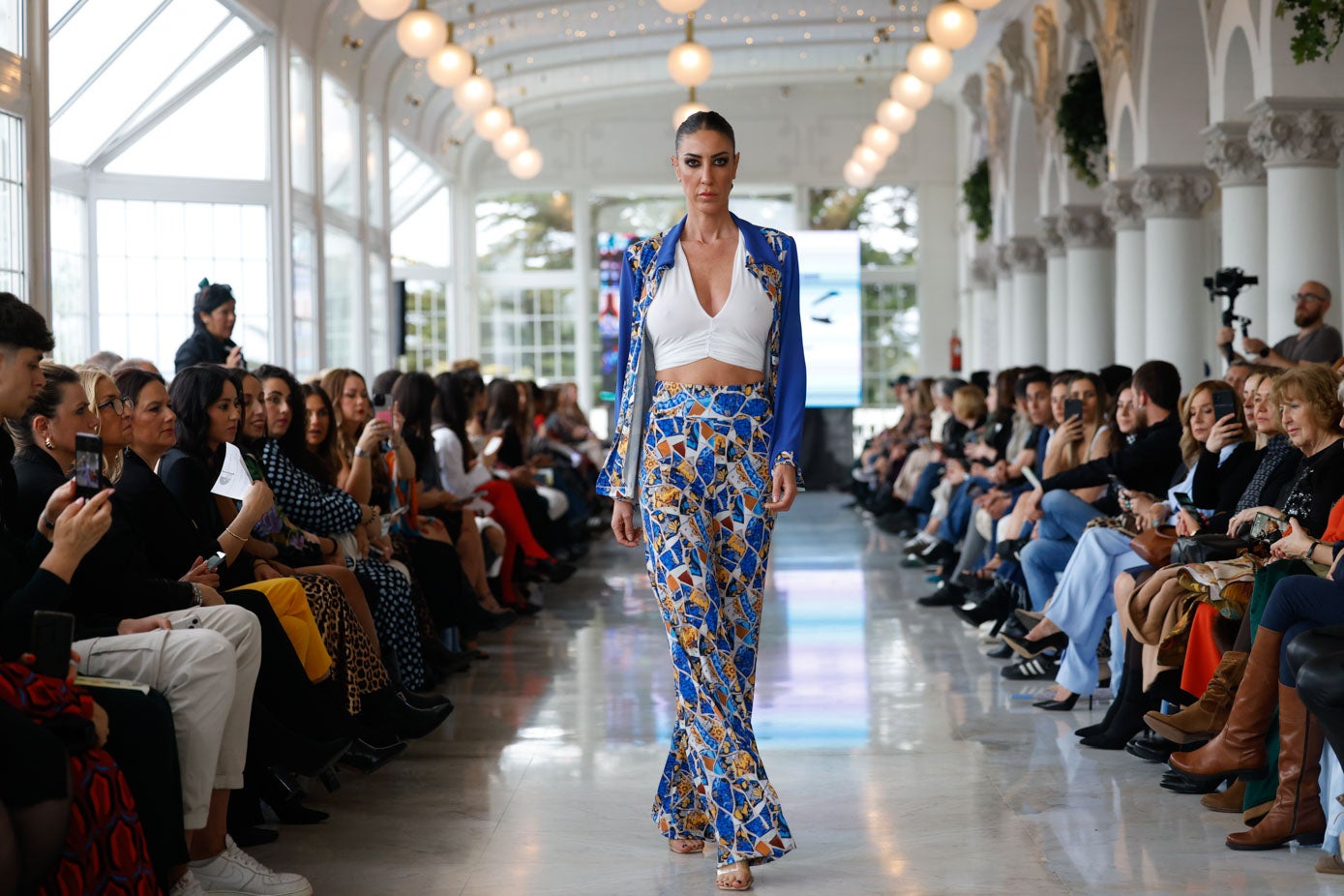 María Clara García en el desfile deNot Yur Mami en su guiño a Gaudí.