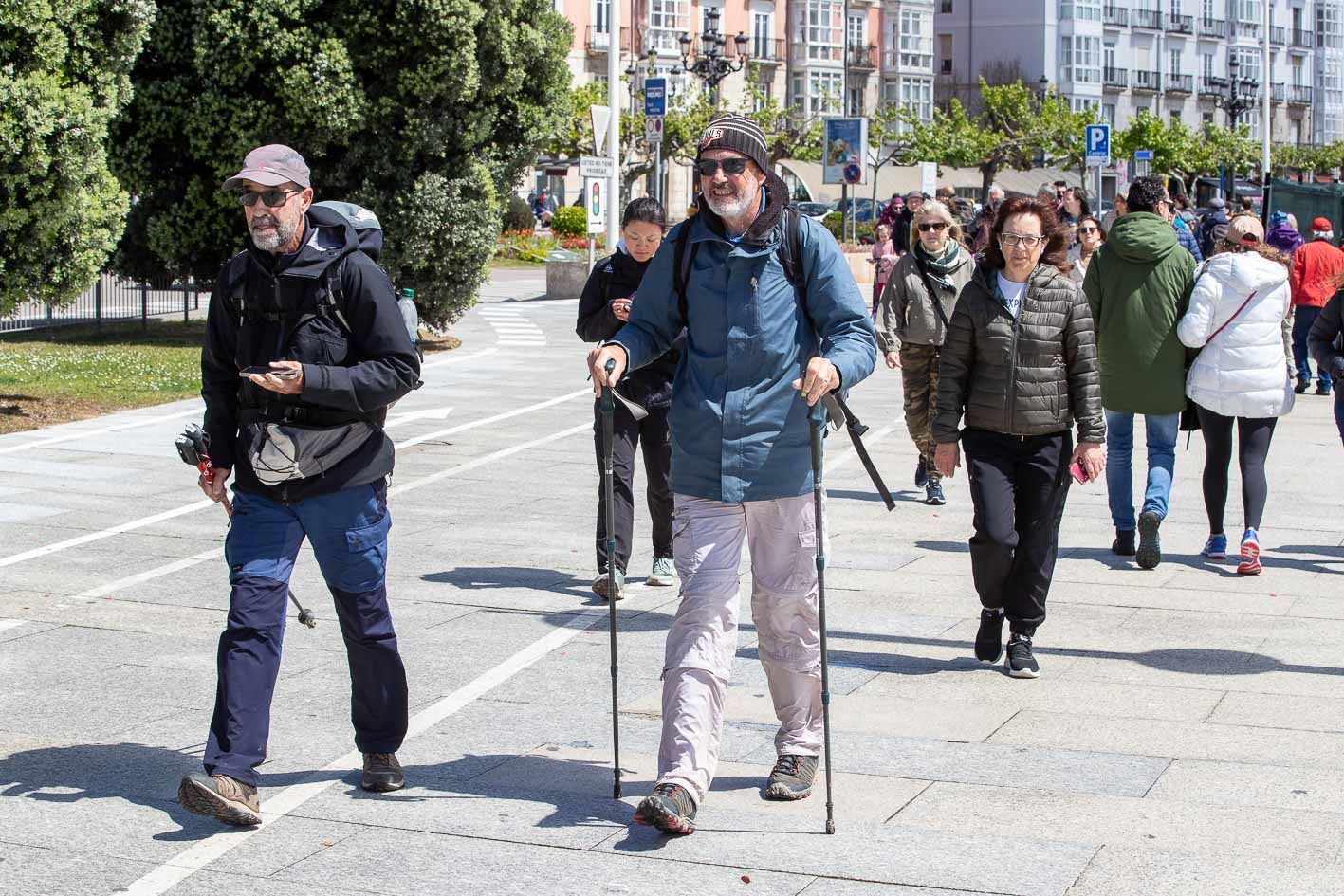 La capital autonómica ha recibido a todo tipo de visitantes, también peregrinos. 