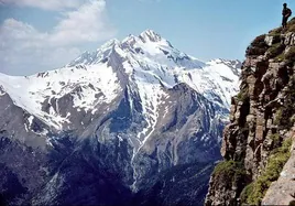 Vista de los majestuosos Picos de Europa.