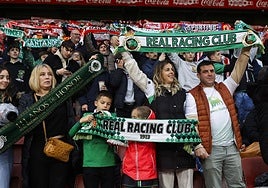 Aficionados del Racing en un partido de esta temporada con el Racing de visitante.