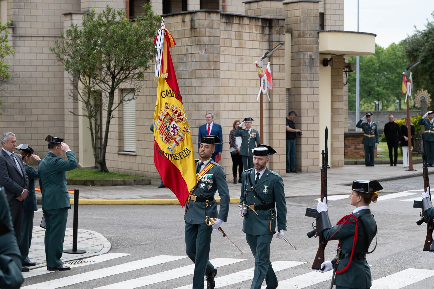 La bandera estuvo presente en cada momento de la celebración. 