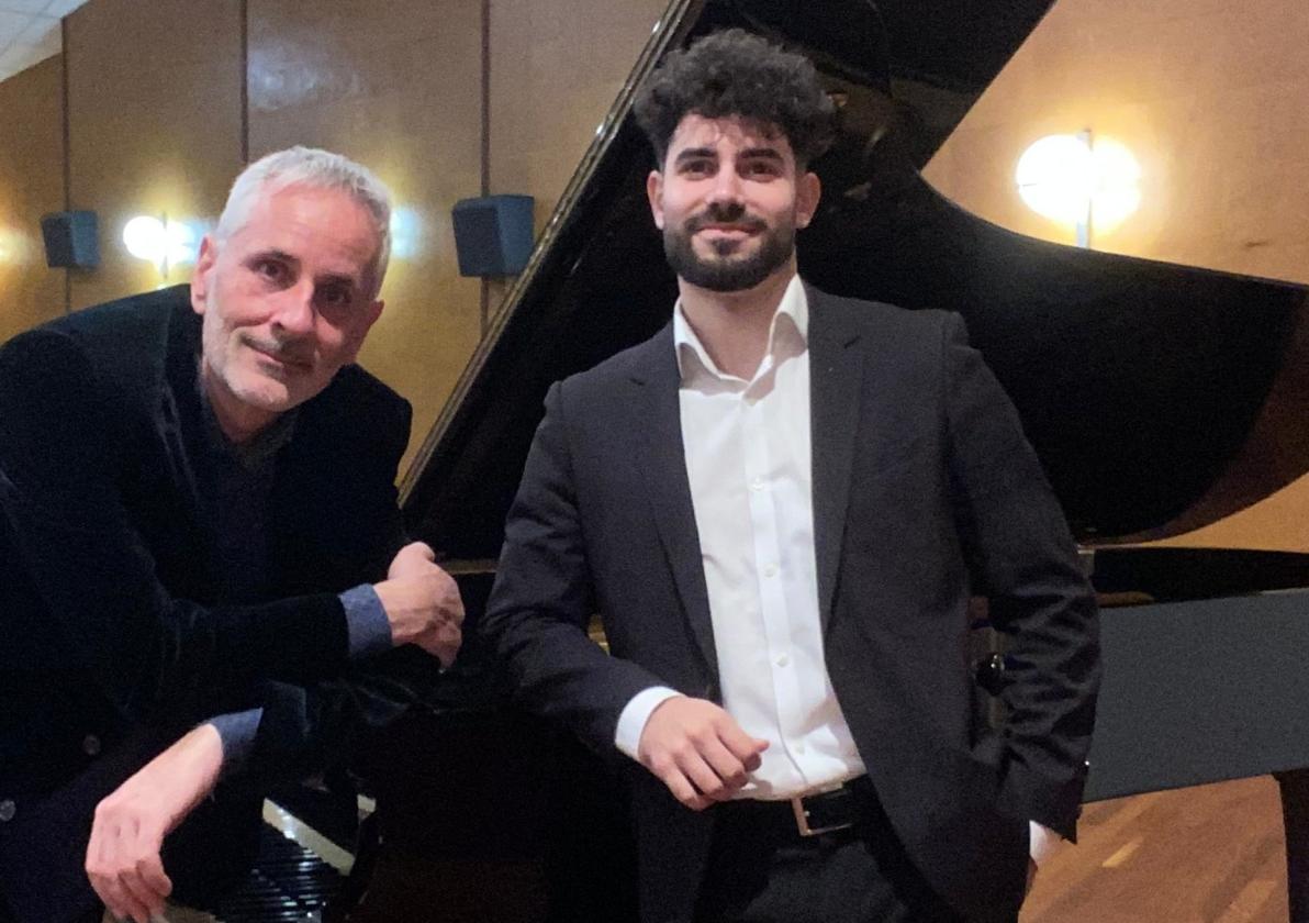 Pepe Santos y Alex Tyché, protagonistas de Música en la plaza.