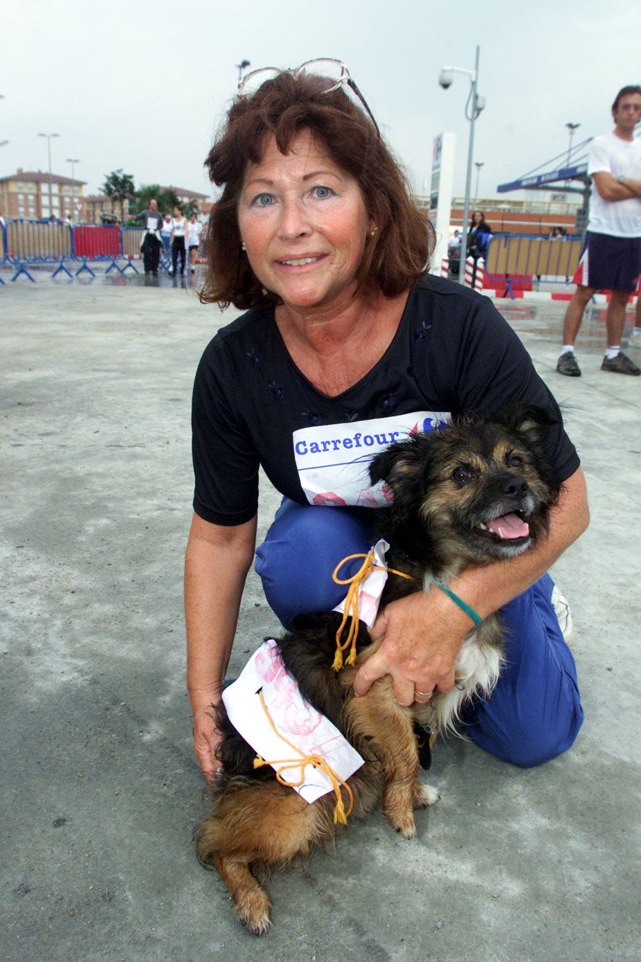 Una de las participantes de las populares carreras del centro comercial. En este caso, participó en el evento con su perro.