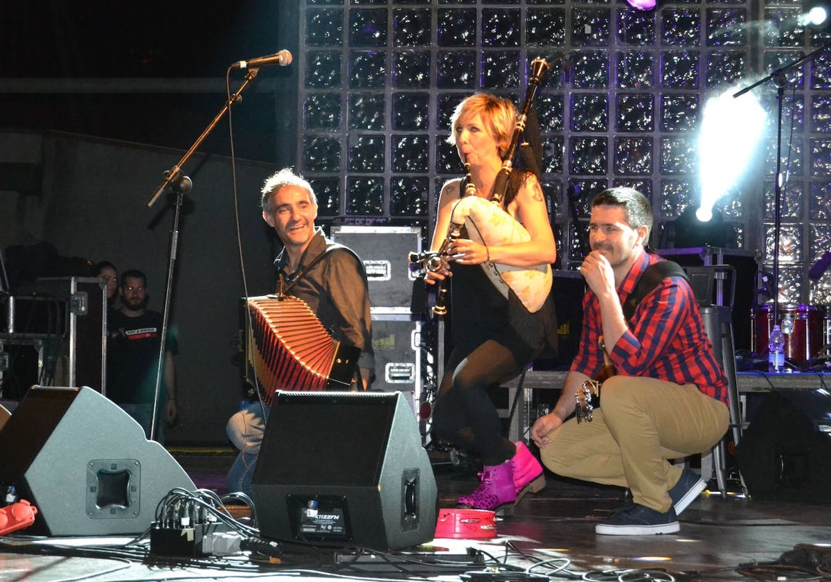 Concierto de Susana Seivane en el Sauga Folk, el festival que se organiza en Colindres.