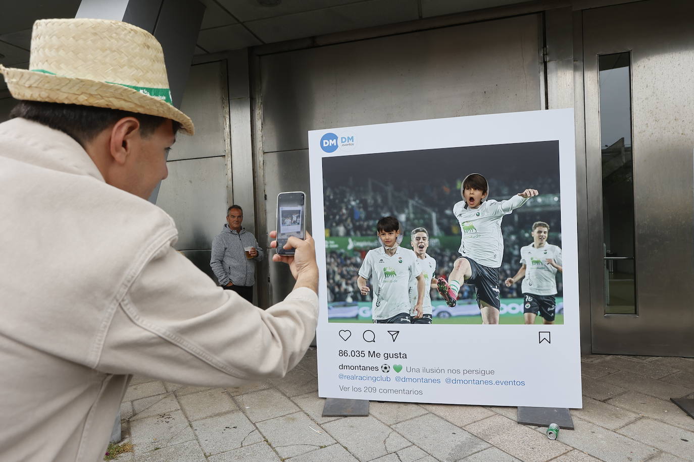 El puesto de El Diario en la fan zone.