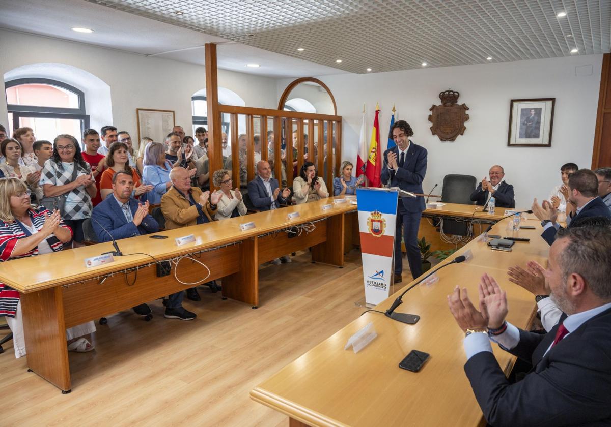 Acto de investidura de Javier Soberón tras lograr mayoría absoluta las pasadas elecciones.