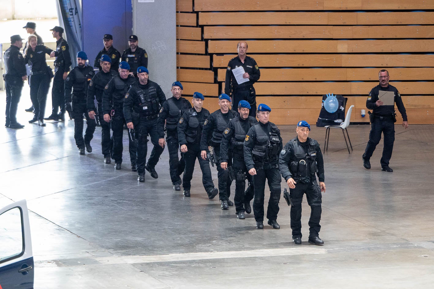 Presentación de medios y efectivos de la Policía Nacional en el Palacio de Deportes. 