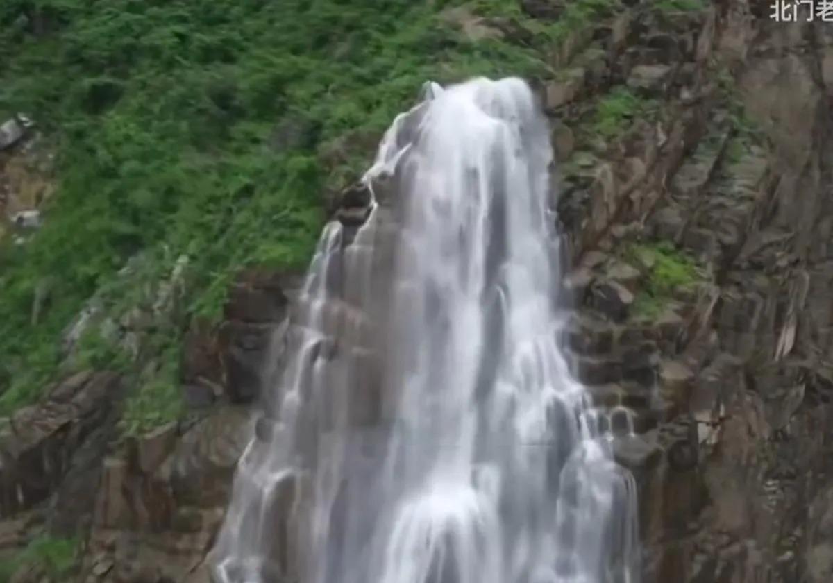 La verdad que hay tras la cascada más alta de China y que nadie sabía