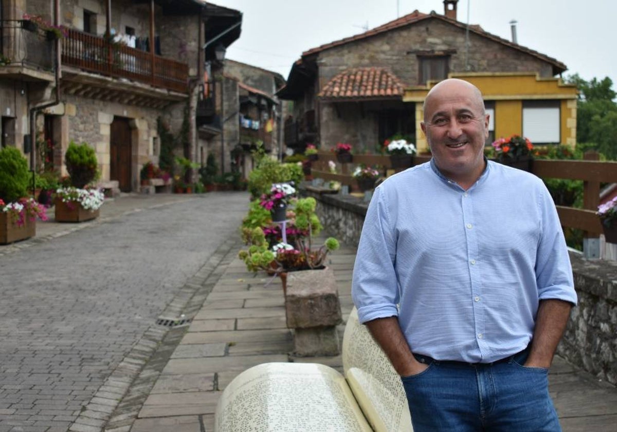 Agustín Molleda, alcalde socialista de Cartes.