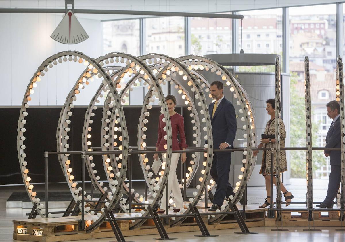 Los reyes Felipe VI y Letizia inauguraron el Centro Botín en junio de 2017.