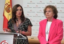 Paula Fernández y Teresa Noceda.