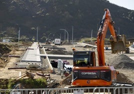 Imagen de archivo de obras para levantar viviendas en Santander.