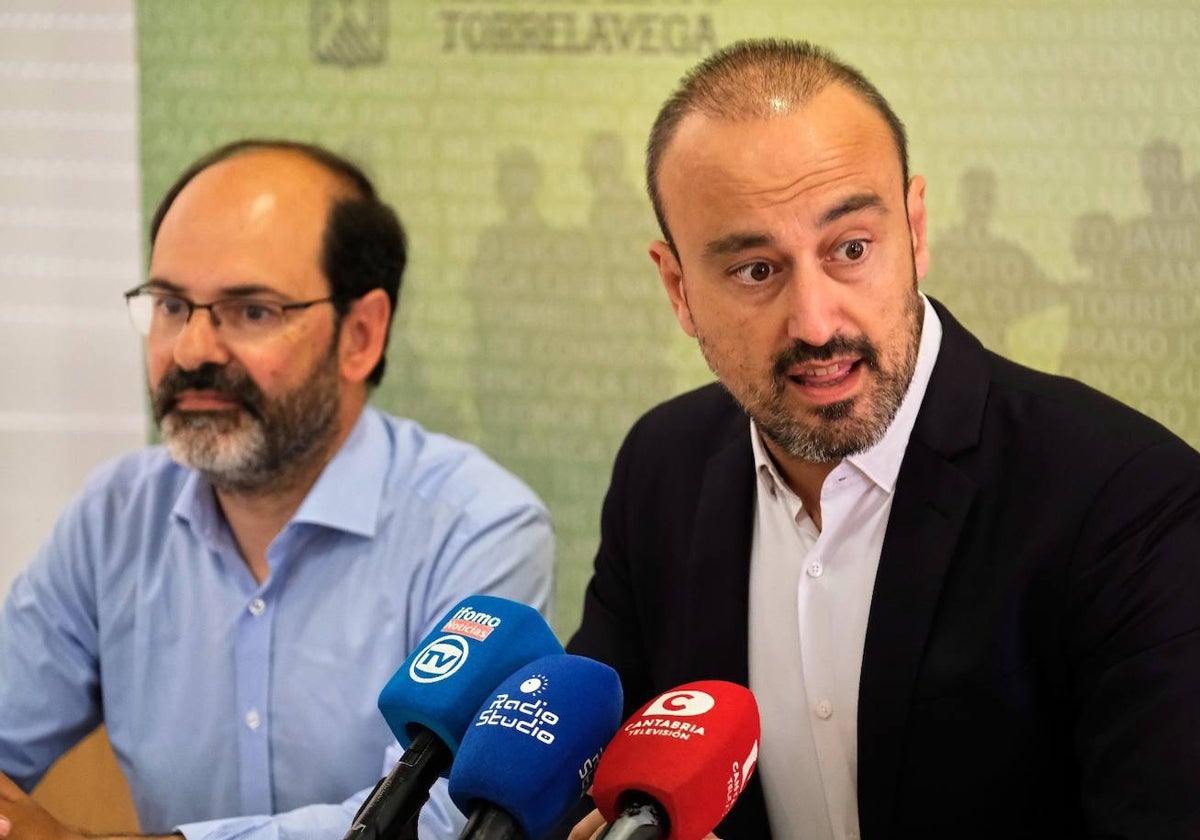 José Luis Urraca y Javier López Estrada durante la rueda de prensa.