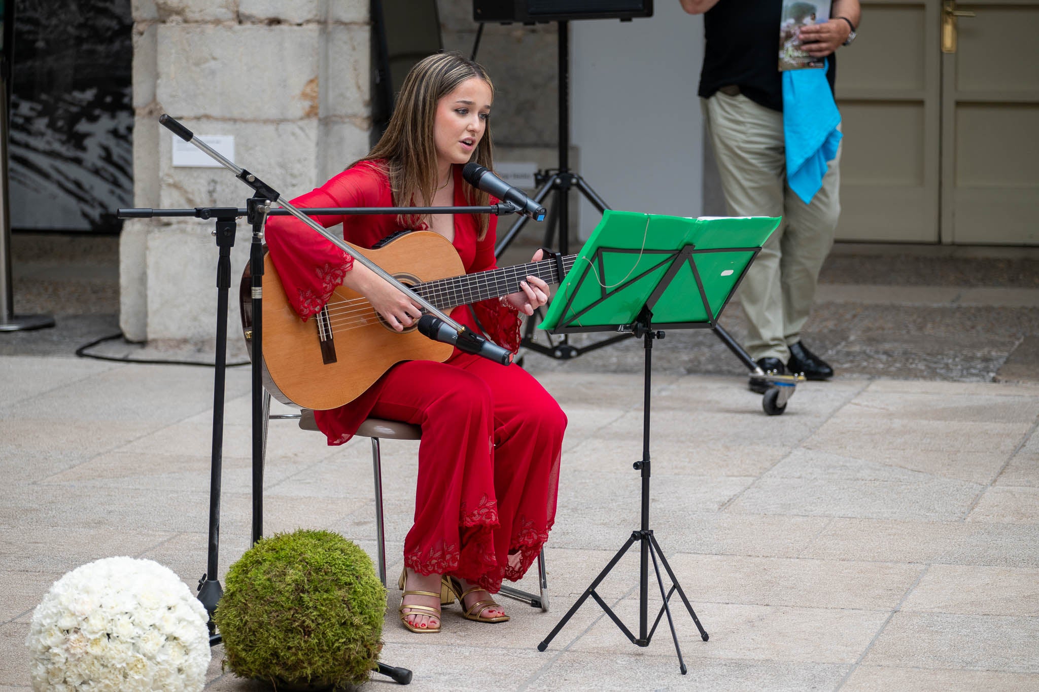 Verónica Martínez Bueno interpretó varios temas durante la inauguración