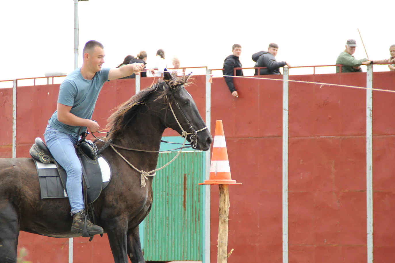 Yincana a caballo en Requejo | El Diario Montañés