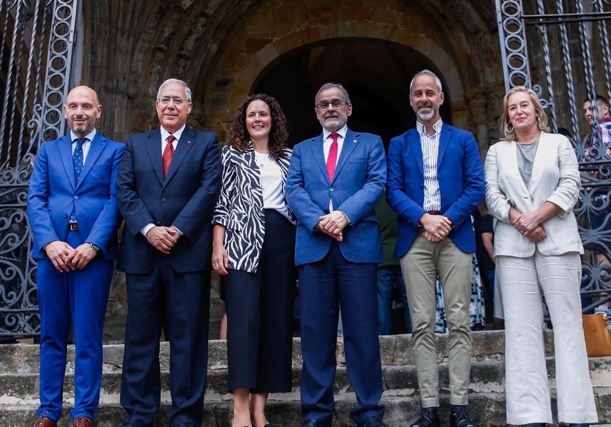 Miguel González, Roberto Fernández, Raquel Gómez, Ángel Pazos, Sergio Silva y María José González Revuelta.