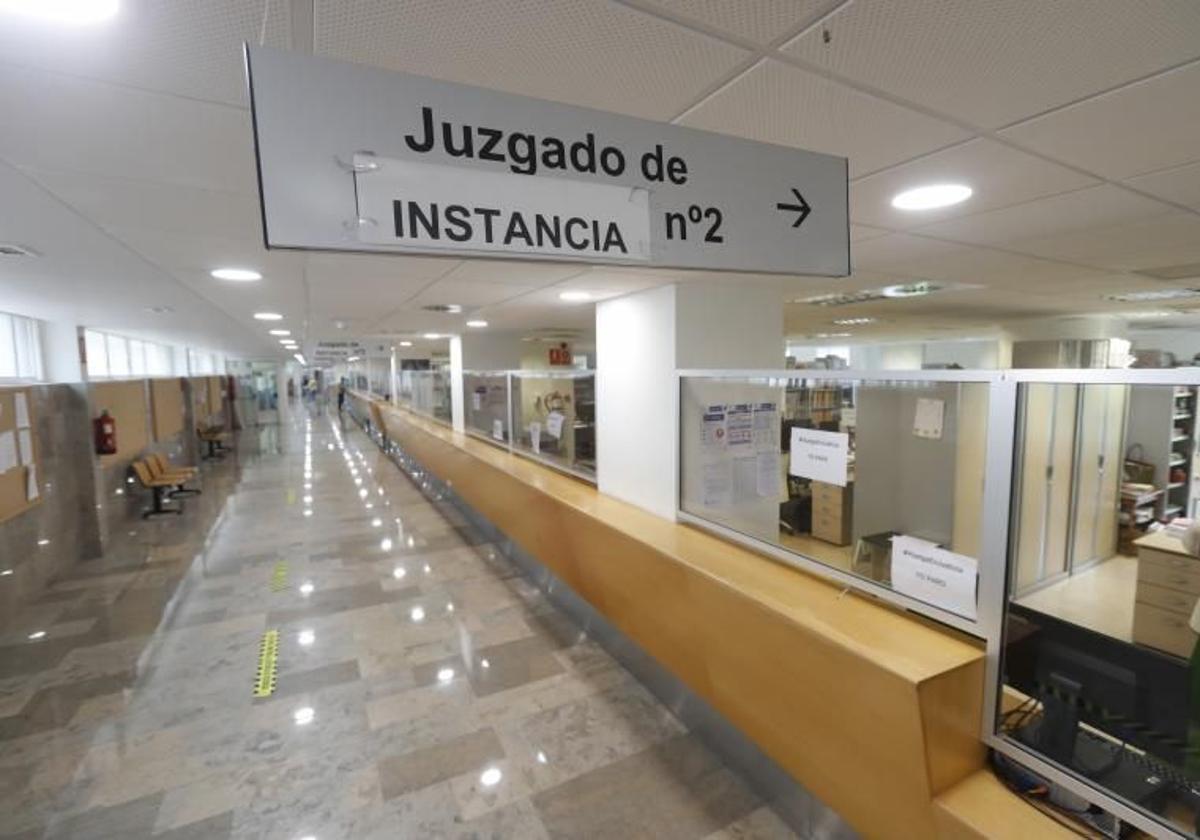 Interior de los Juzgados de las Salesas en Santander.