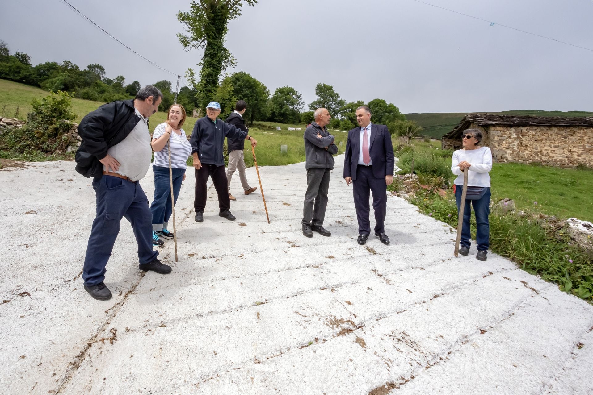 Media supervisó el estado de las obras que acomete Fomento en el municipio.