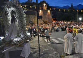 Miles de personas participaron en los actos religiosos en honor de la Virgen del Carmen.