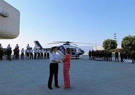 La Jefa Superior de la Policía Nacional, Carmen Martínez, junto a la delegada del Gobierno, Eugenia Gómez de Diego, ayer, junto al Centro Botín.