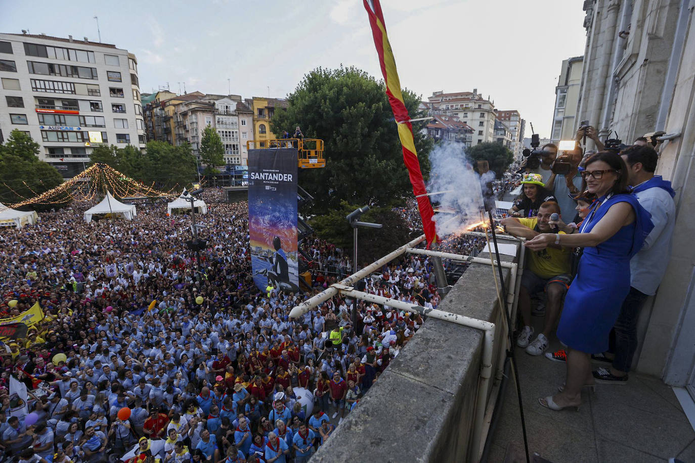 La alcaldesa Gema Igual enciende la mecha