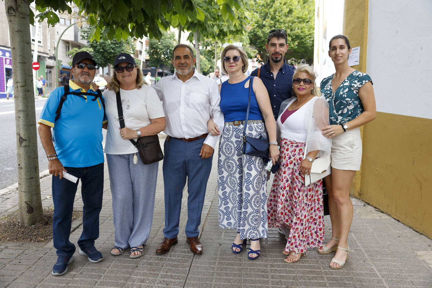 Andrés González, Victoria Estrada, Juan Bautista Calahorra, María Ángeles Ascáriz, Alberto Cavada, Marisa Barcia y Alba Calahorra.