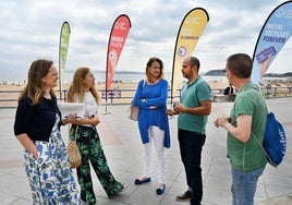 Santander impulsa la campaña 'Tu Lata al Amarillo' para fomentar el reciclaje en playas