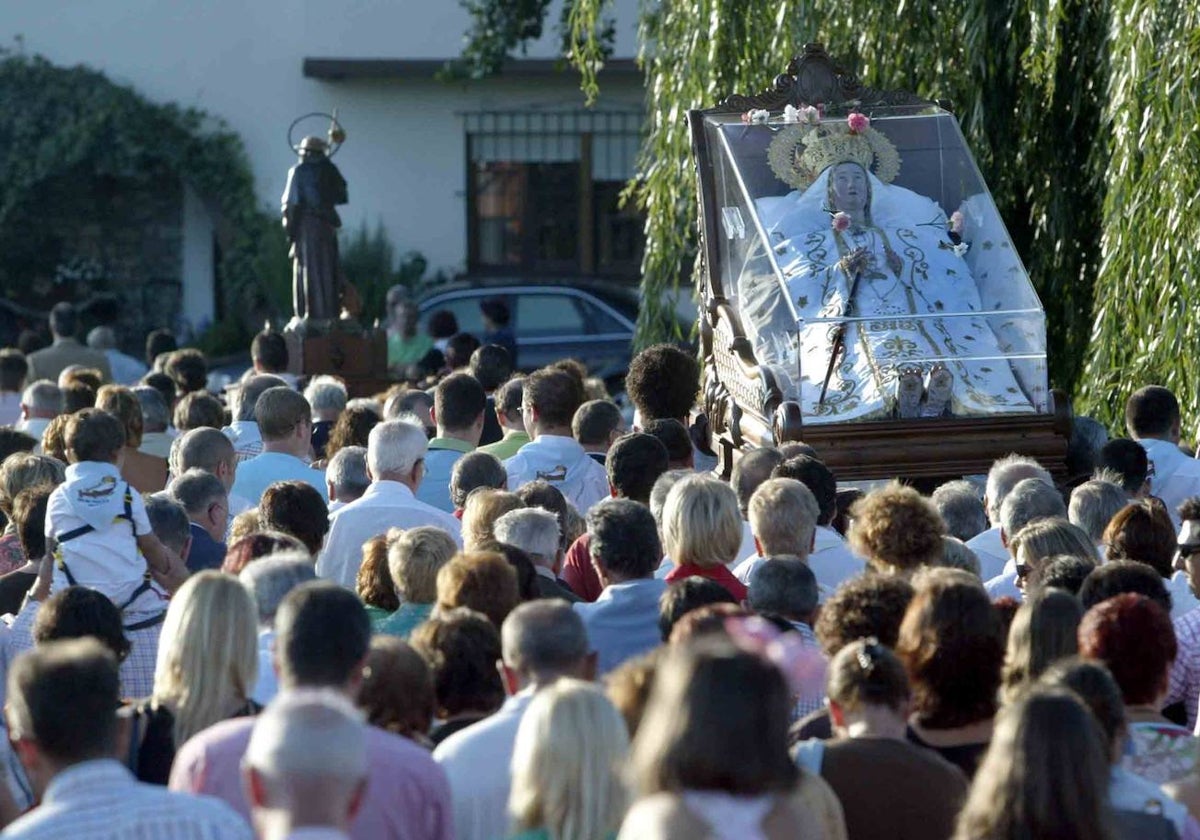 Procesión Virgen de la Cama de Escalante.