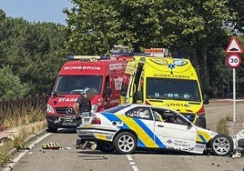 Imagen del coche siniestrado tras el accidente en el Alto Maliaño