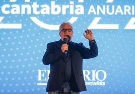 Leo Harlem, durante su intervención en el Anuario de Cantabria