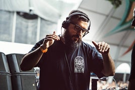 El DJ cántabro K-Style lanza 'Bailar bombos'