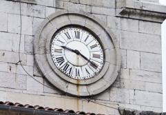 El reloj de la iglesia de Santa Lucía