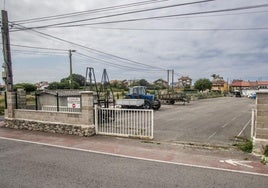 Finca en la que se ha proyectado construir un aparcamiento de autocaravanas, en el barrio Corbanera de Monte.