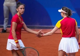 La cántabra Cristina Bucsa y Sara Sorribes, medalla de bronce